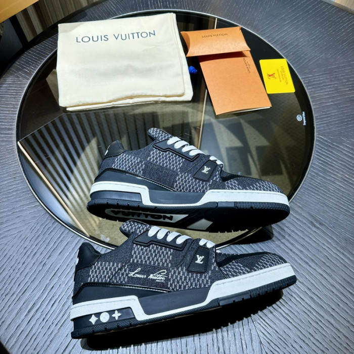 LV Trainer Sneaker