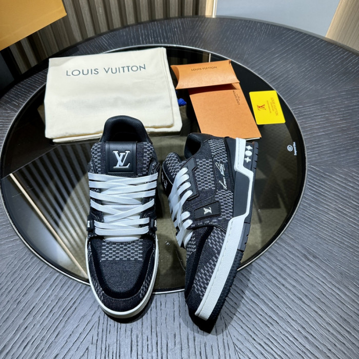 LV Trainer Sneaker
