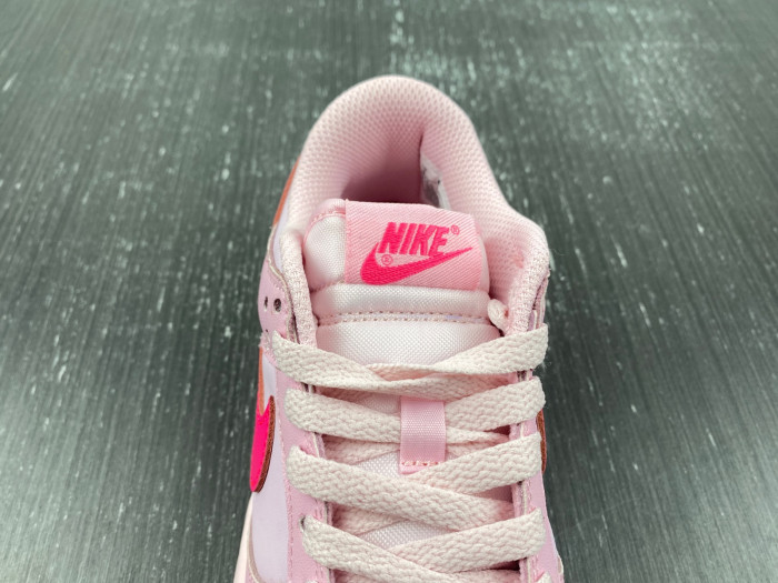 nike dunk low triple pink (gs) dh9765-600