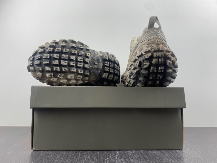 Ba*len*cia*ga defender