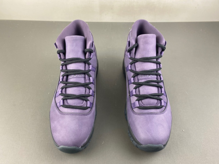 Air Jordan 11 “Las Vegas” IO8961-553