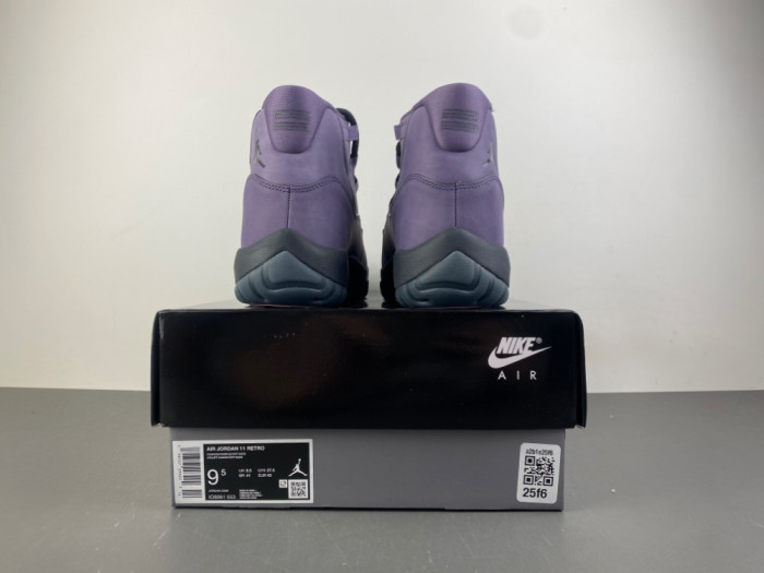 Air Jordan 11 “Las Vegas” IO8961-553