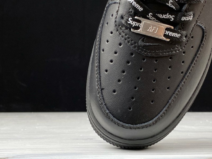 Nike Air Force 1 Low Supreme Black CU9225-001