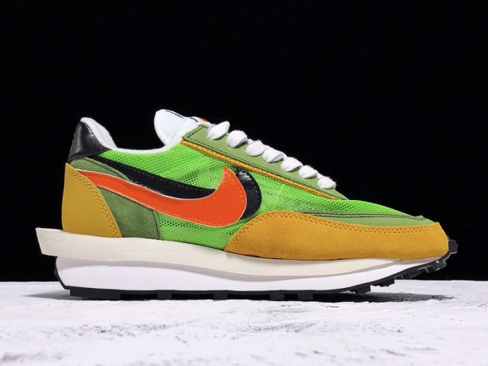 nike ld waffle sacai green gusto bv0073-300