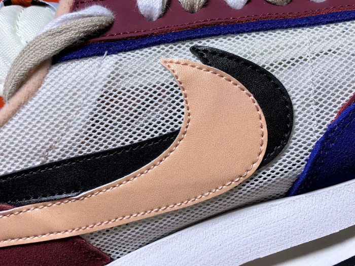 nike ld waffle sacai white blue bv0073-700