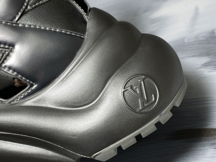 lv archlight sneaker