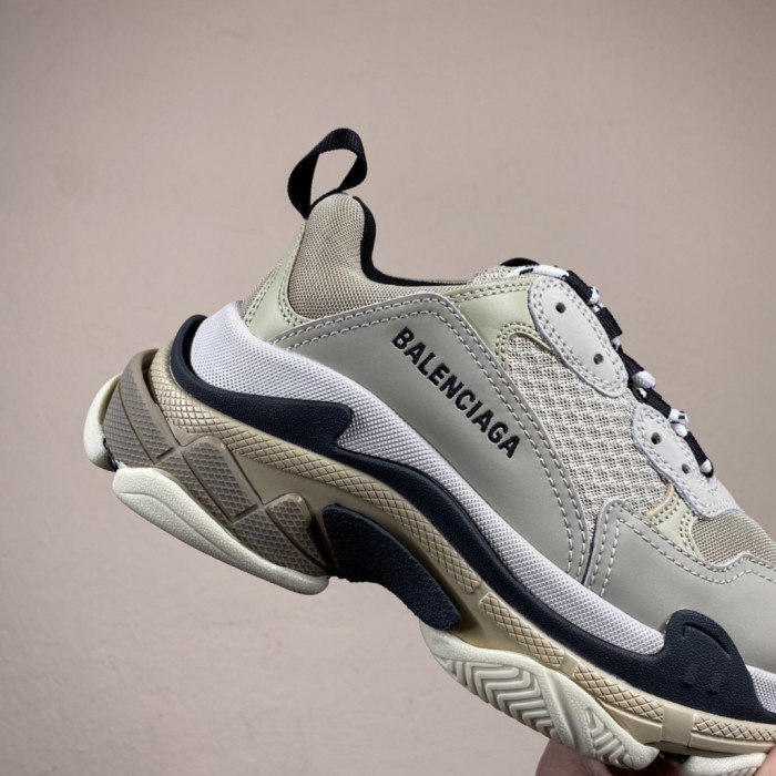 blcg sneaker triple.s.gomma grey black 524039 w03b5 9872