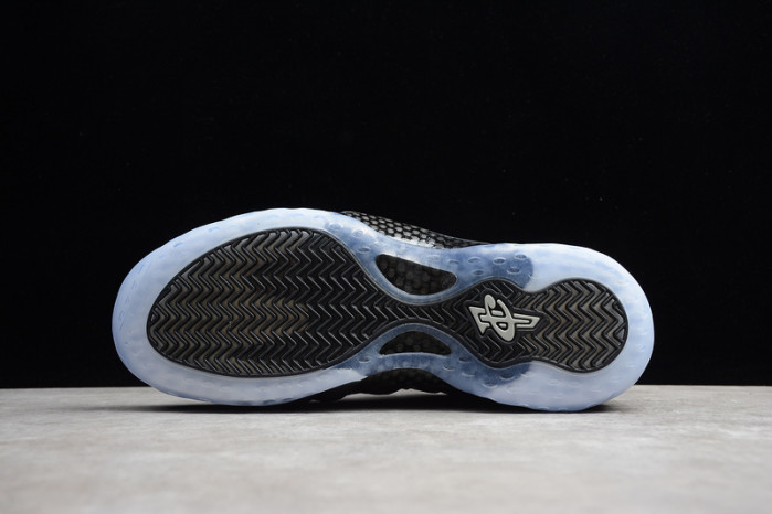 air foamposite one hologram 314996-900