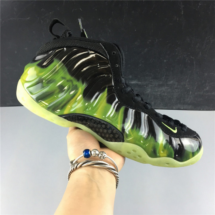 nike air foamposite one paranorman 