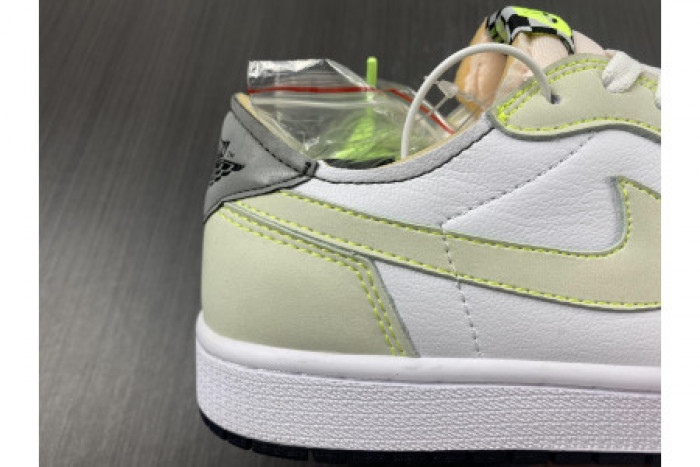 air jordan 1 low og white/ghost green-black dm7837-103