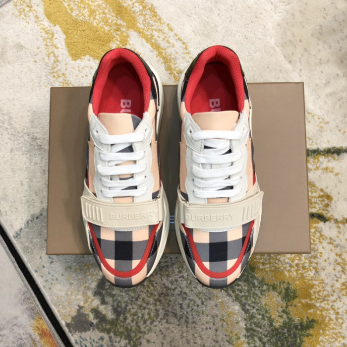 Burberry-Vintage Sneaker
