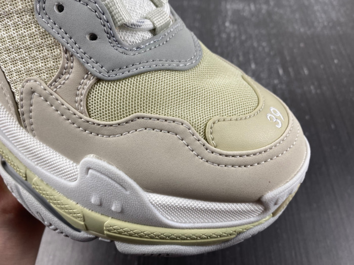 blcg sneaker triple.s.gomma gray-light green 524039 w2fw4 9790