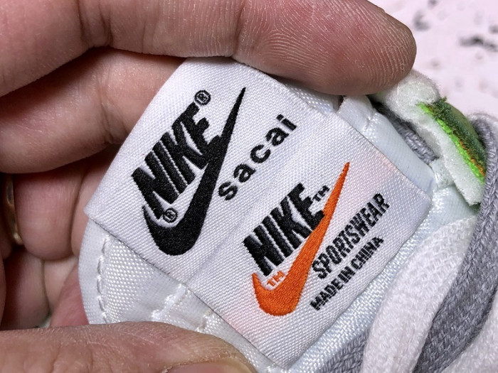 nike ld waffle sacai green gusto bv0073-300