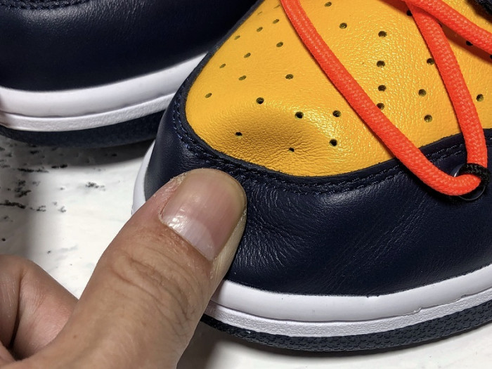 nike dunk low o-w michigan ct0856-700