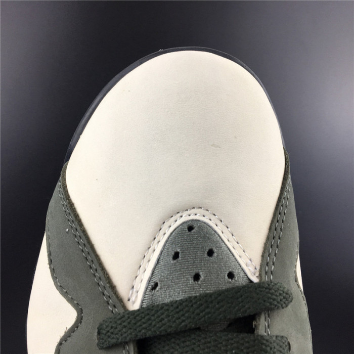 patta x air jordan 7 “icicle” at3375-100