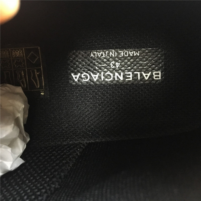 blcg sneaker triple.s.gomma grey silver 541624w06e27320