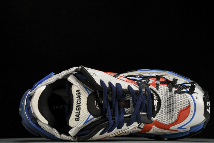 Ba*len*cia*ga runner