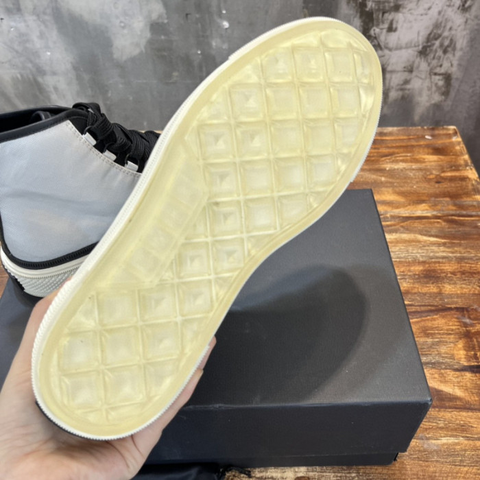 AMIRI STARS SNEAKERS