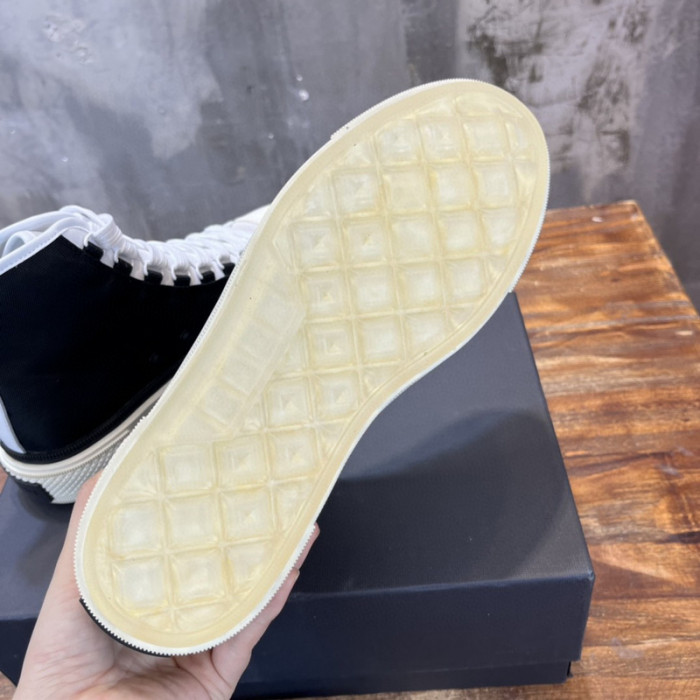 AMIRI STARS SNEAKERS