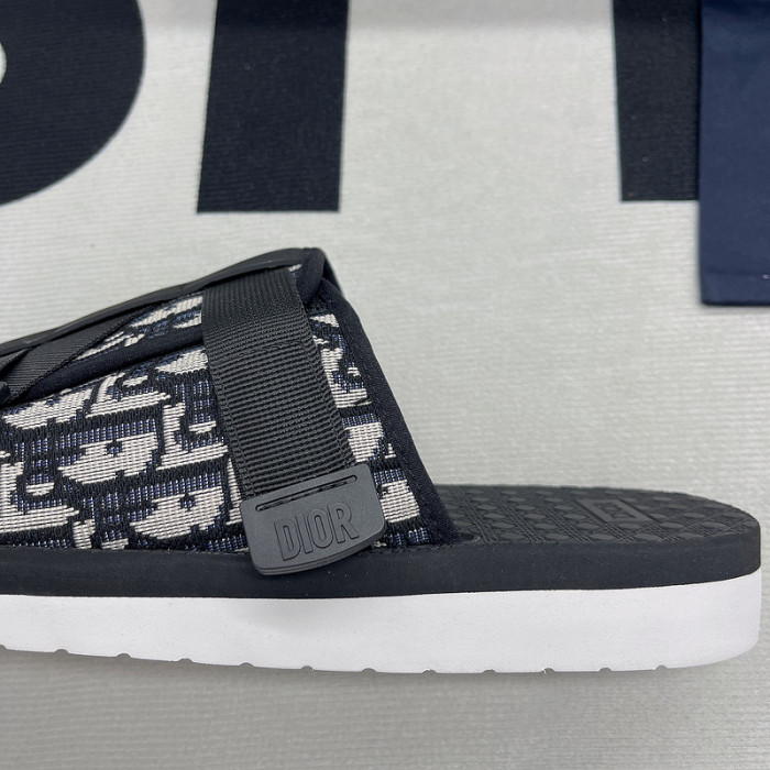 D*or alpha sandal oblique