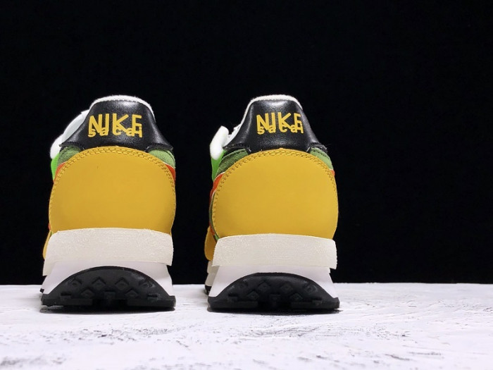 nike ld waffle sacai green gusto bv0073-300