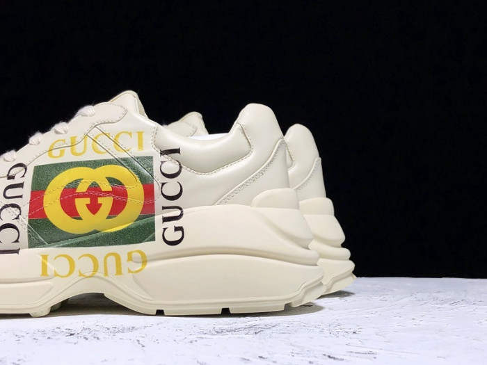 g*u*i trainer sneaker 500878 drw00 9522