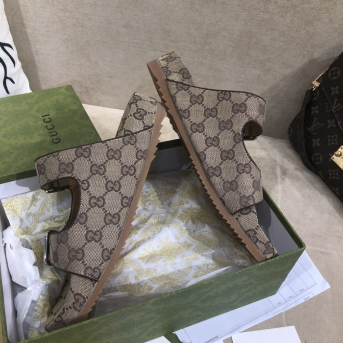 GUCC SANDALS