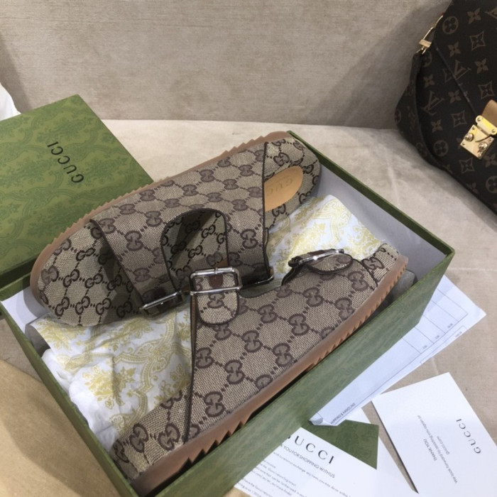 GUCC SANDALS
