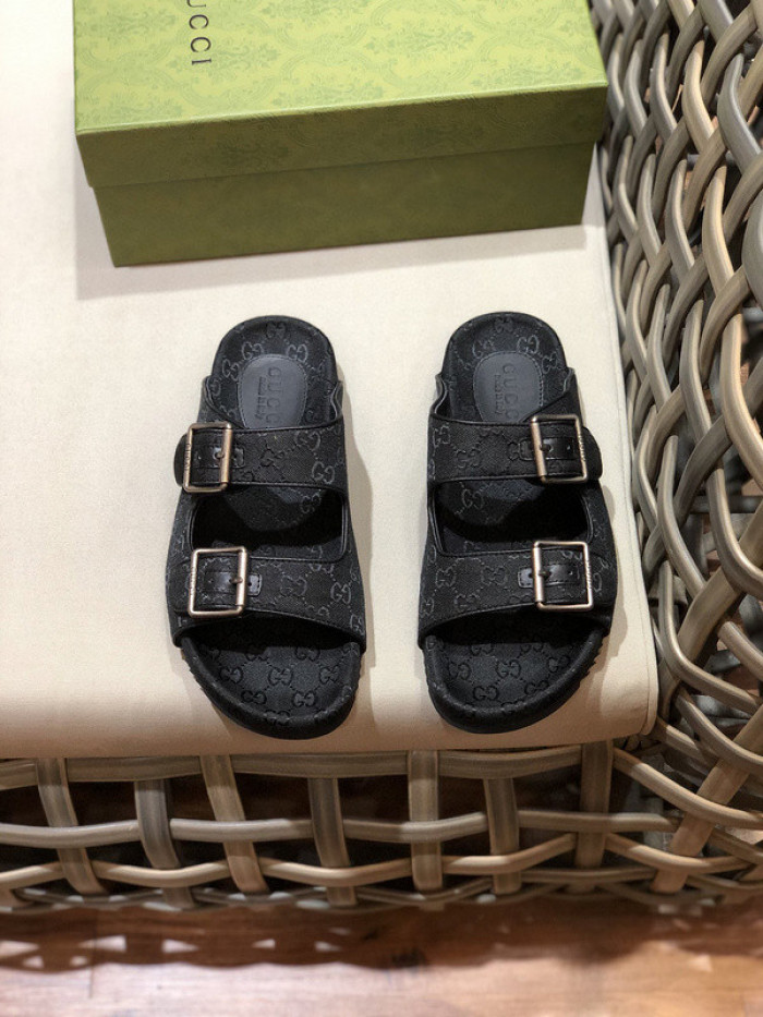 GUCC SANDALS