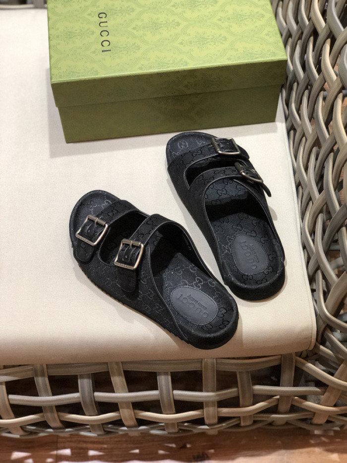 GUCC SANDALS
