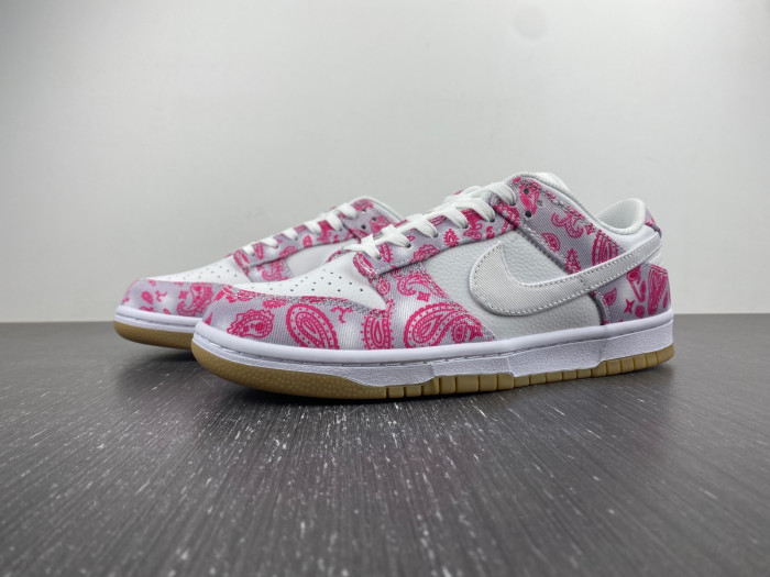 nike sb dunk low white rose red gum ct5053-061