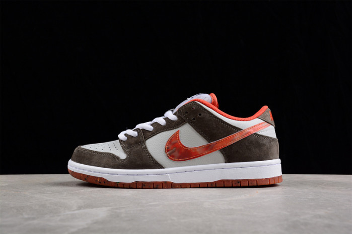 crushed d.c. x nike sb dunk low dh7782 001
