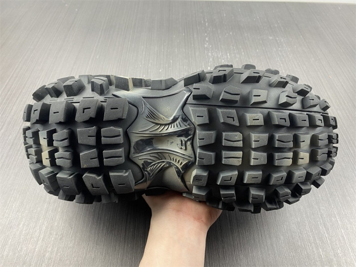 Ba*len*cia*ga defender