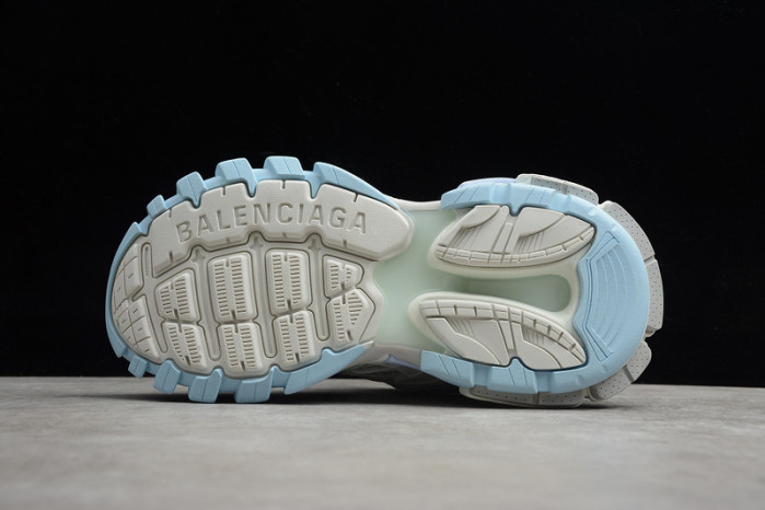 blcg track.2 white light blue 568615-w2gn3-9045