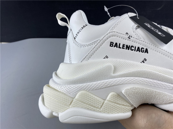 blcg sneaker triple.s.gomma white 524039 w06e2 2021