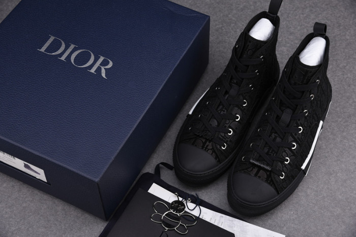 D*or b23 oblique high top sneaker