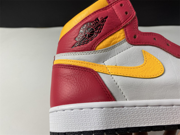 air jordan 1 retro high og light fusion red 555088-603