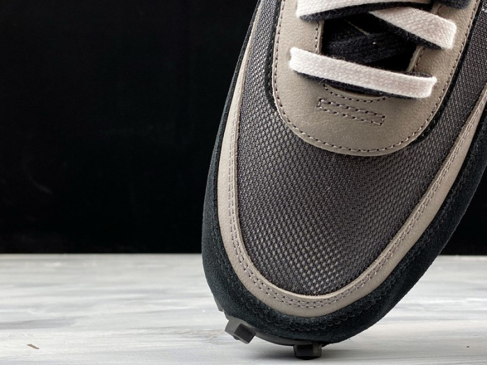 nike ld waffle sacai black anthracite white bv0073-001