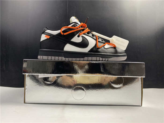o-w x nike dunk low ct0856 -001