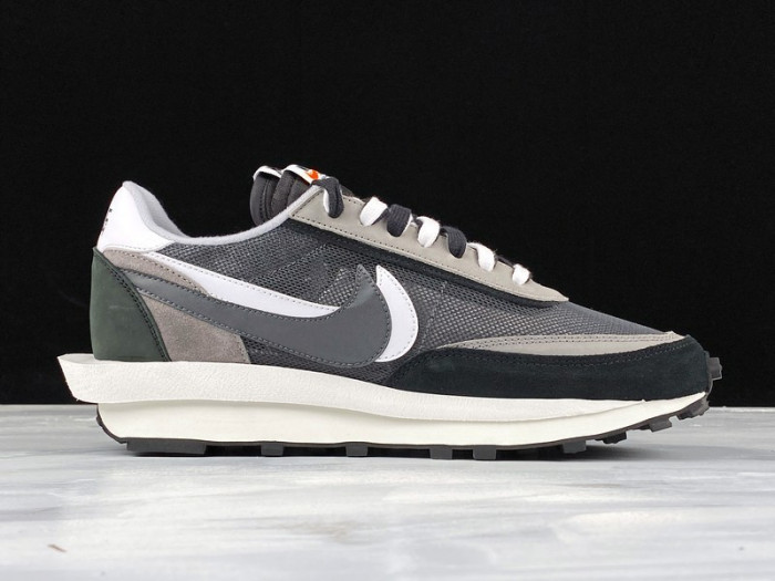 nike ld waffle sacai black anthracite white bv0073-001