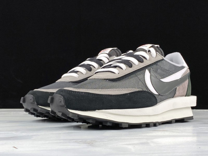 nike ld waffle sacai black anthracite white bv0073-001