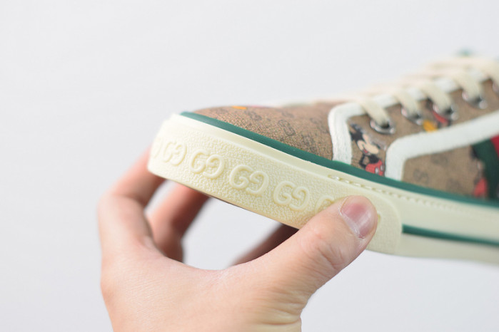 g*u*i tennis 1977 sneaker