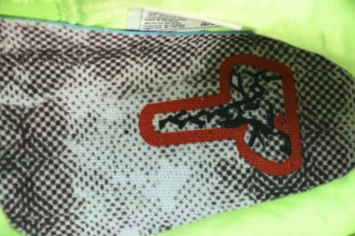 nike lebron 20 stocking stuffer fj4955-300