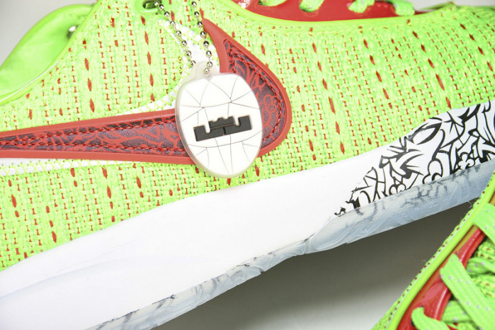 nike lebron 20 stocking stuffer fj4955-300