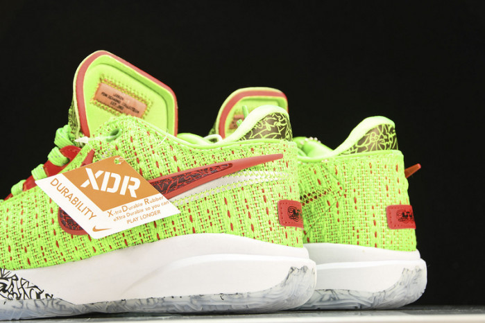 nike lebron 20 stocking stuffer fj4955-300