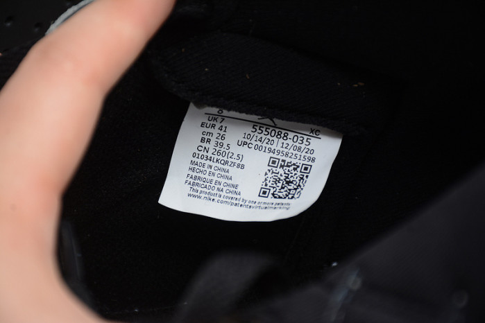 air jordan 1 retro high black white light smoke grey 555088-035