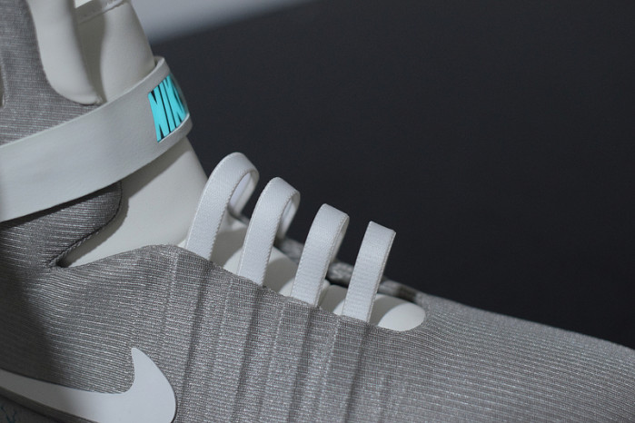 nike mag