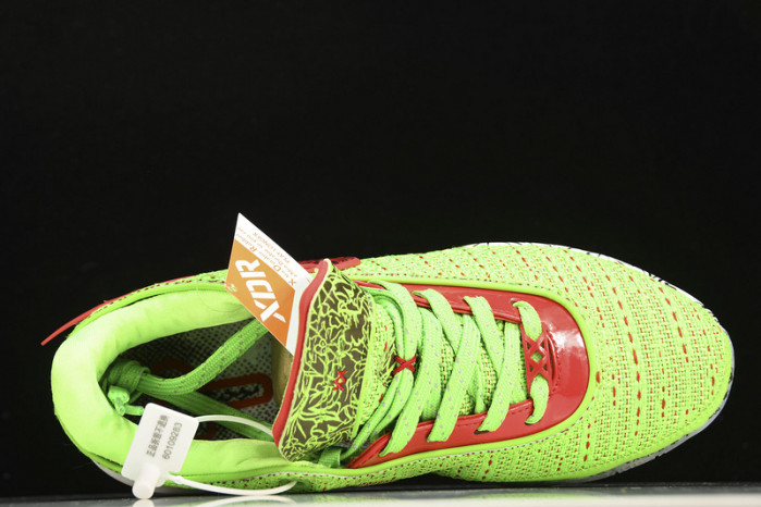 nike lebron 20 stocking stuffer fj4955-300