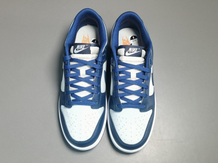 nike dunk low georgetown cw1590-004