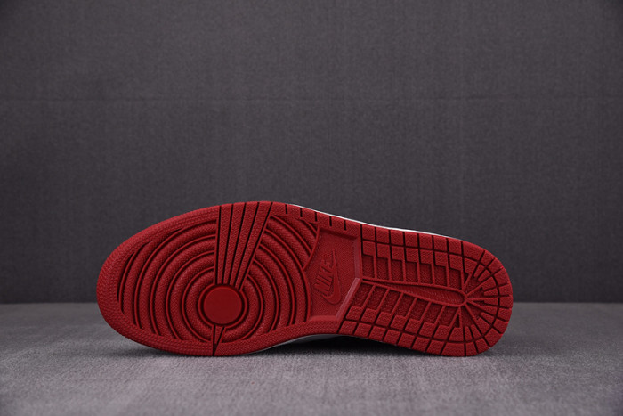 jordan 1 low black toe (gs) 553560-116